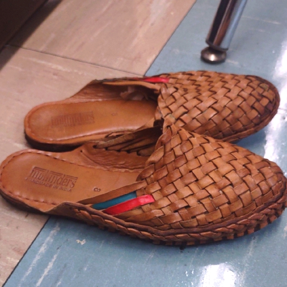 Woven Slides